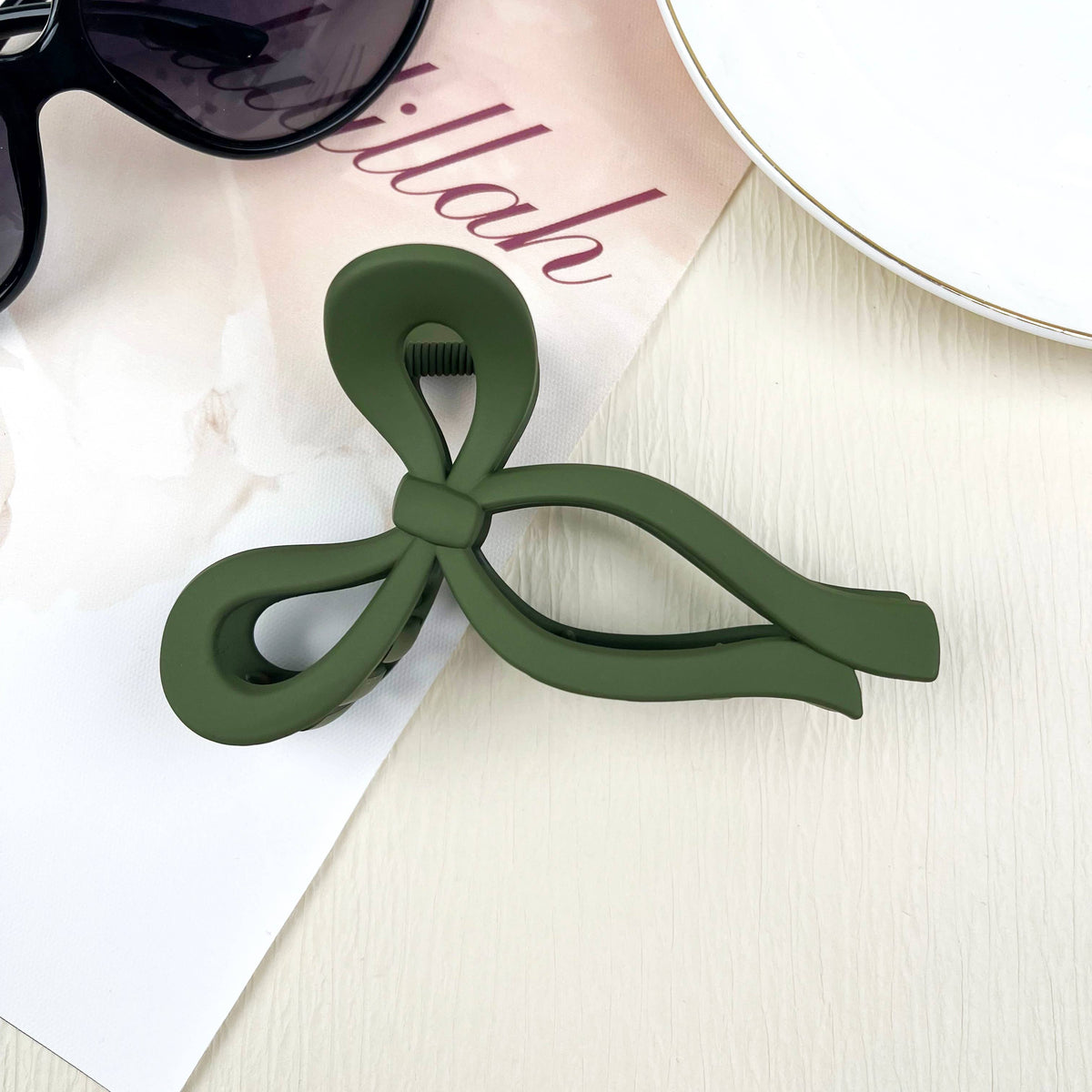 Large Green Bow Claw Clip
